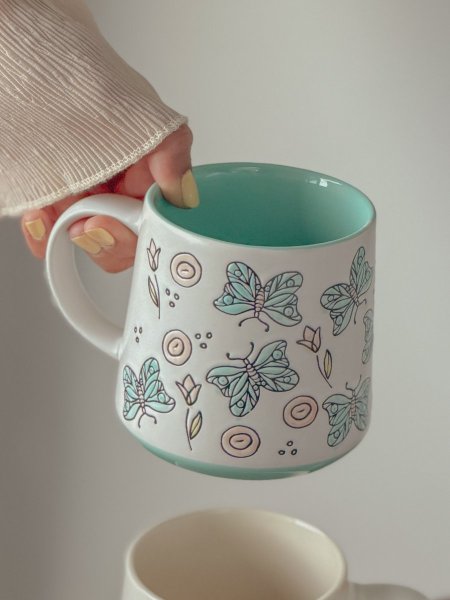 كوب فراشات مميز